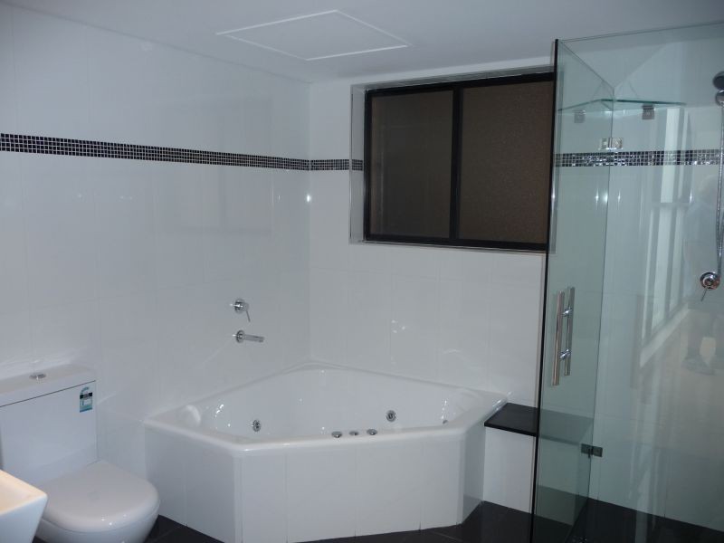 2/8 Charm Street, Peakhurst NSW 2210