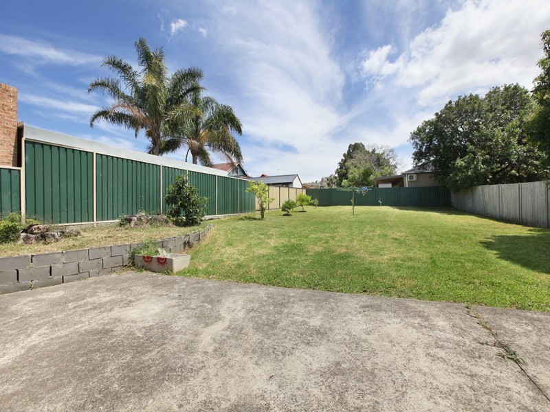 2 Earle Street, Arncliffe NSW 2205