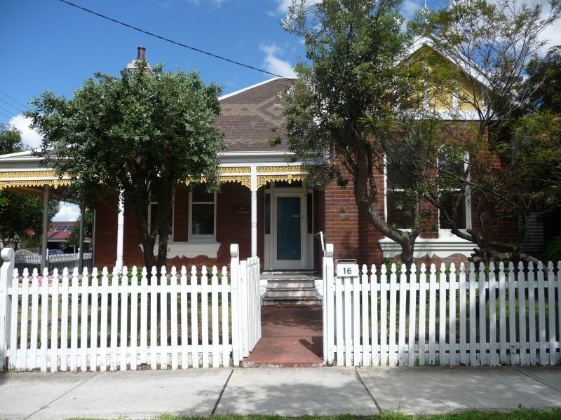 16 Dunmore Street North, Bexley NSW 2207