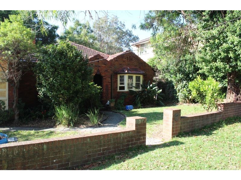 68 Glencoe Street, Sutherland NSW 2232