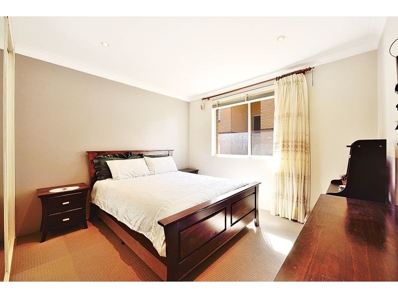 4/180 Queen Victoria Street, Bexley NSW 2207