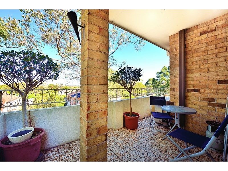 4/180 Queen Victoria Street, Bexley NSW 2207