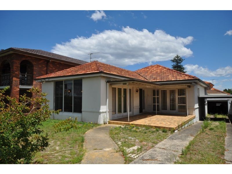 194 The Grand Parade, Monterey NSW 2217