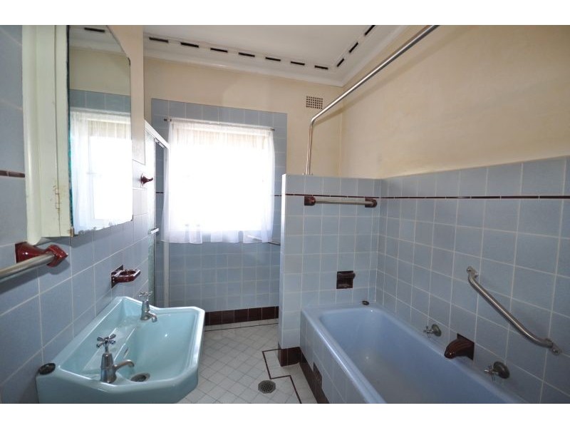 194 The Grand Parade, Monterey NSW 2217