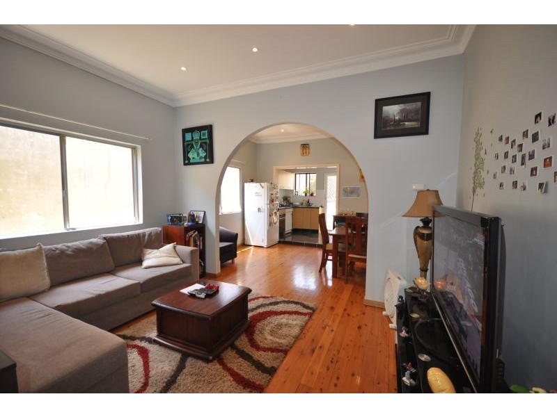 22 Wollongong Road, Arncliffe NSW 2205