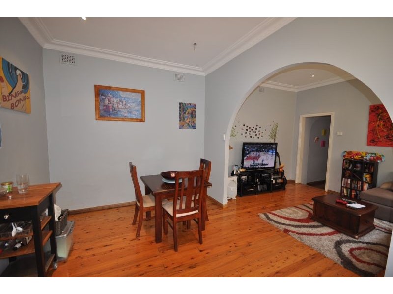 22 Wollongong Road, Arncliffe NSW 2205