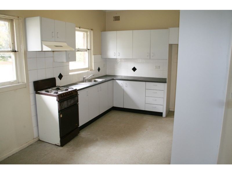 105 Moorefields Road, Kingsgrove NSW 2208
