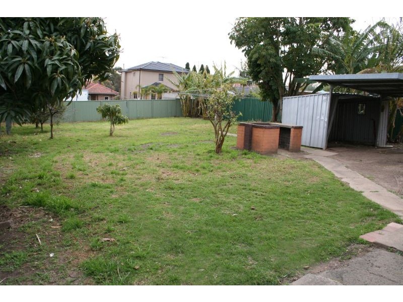 105 Moorefields Road, Kingsgrove NSW 2208