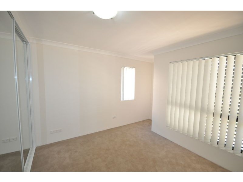 15/2 Aboukir Street, Rockdale NSW 2216