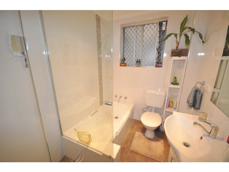 2/184-186 Queen Victoria Street, Bexley NSW 2207