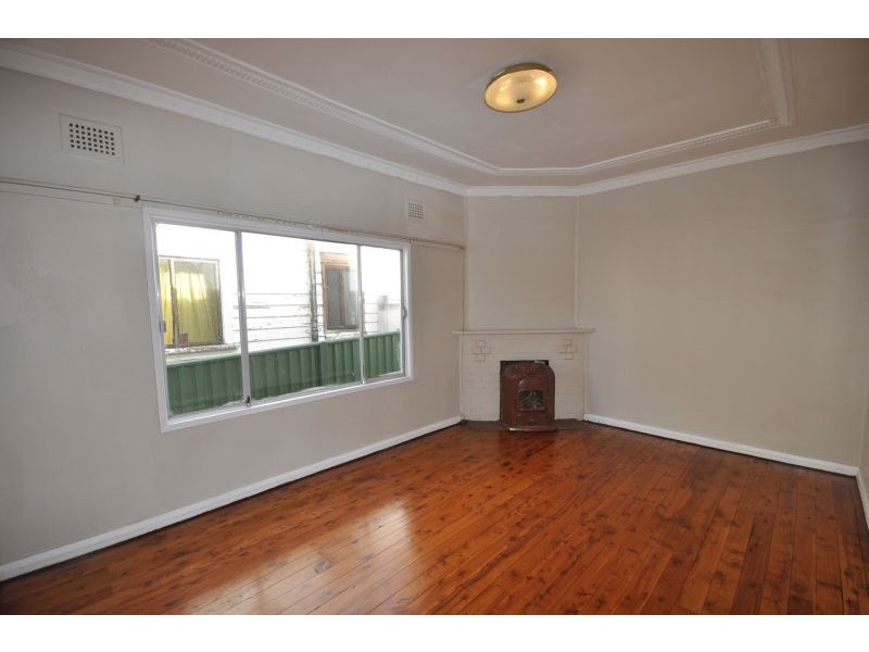 54 Myers Street, Roselands NSW 2196