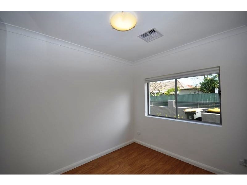 V2/193-195 Forest Road, Arncliffe NSW 2205