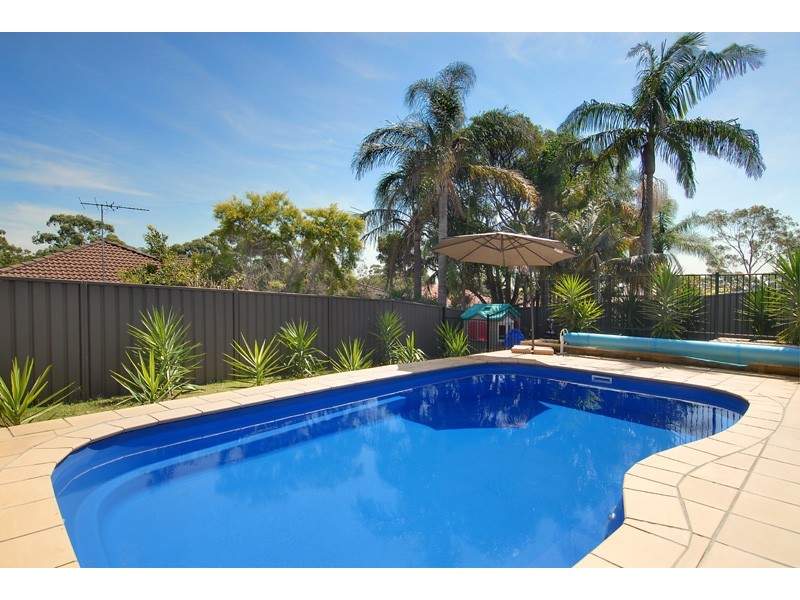 9 Merino Place, Sylvania NSW 2224