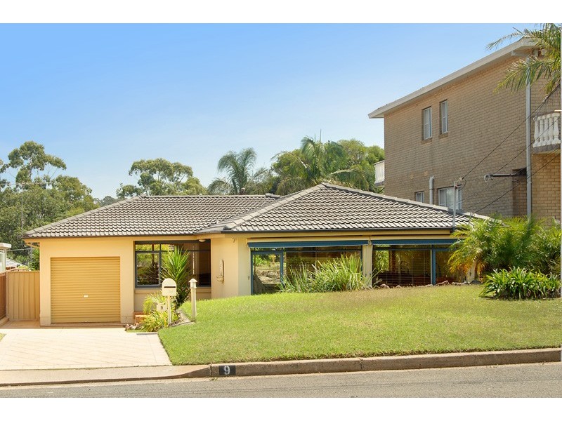 9 Merino Place, Sylvania NSW 2224