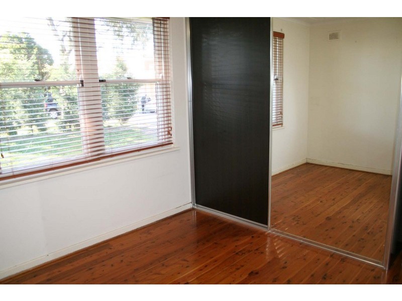 14 Junee Crescent, Kingsgrove NSW 2208