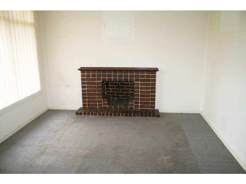 10 Junee Crescent, Kingsgrove NSW 2208