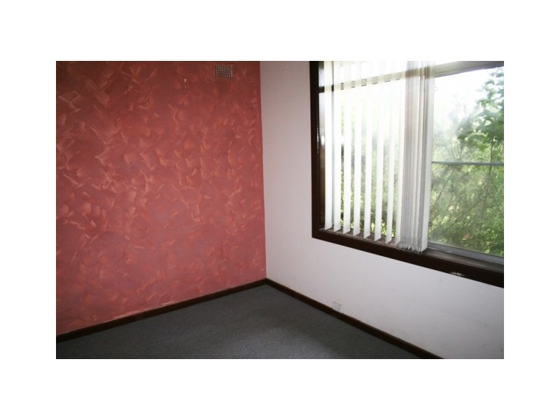 10 Junee Crescent, Kingsgrove NSW 2208