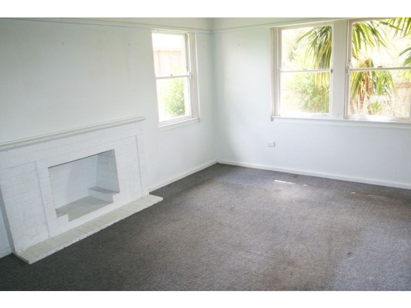 19 Low Street, Hurstville NSW 2220