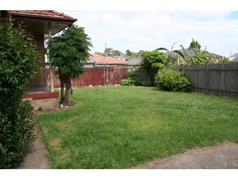 19 Low Street, Hurstville NSW 2220