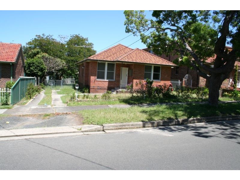 13 Massey Street, Carlton NSW 2218