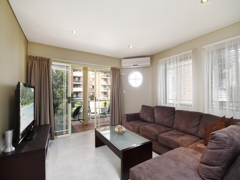 2D/38 Woniora Road, Hurstville NSW 2220