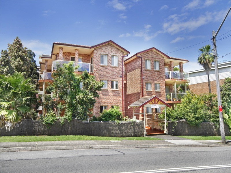 2D/38 Woniora Road, Hurstville NSW 2220