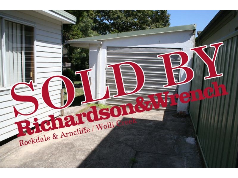 37 Evelyn Street North, Sylvania NSW 2224