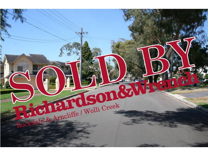 37 Evelyn Street North, Sylvania NSW 2224