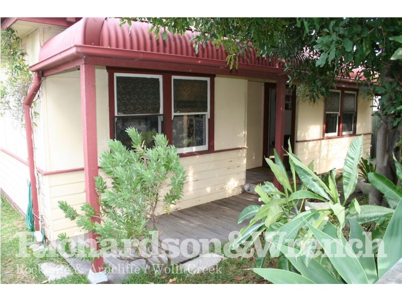 28 Colvin Avenue, Carlton NSW 2218