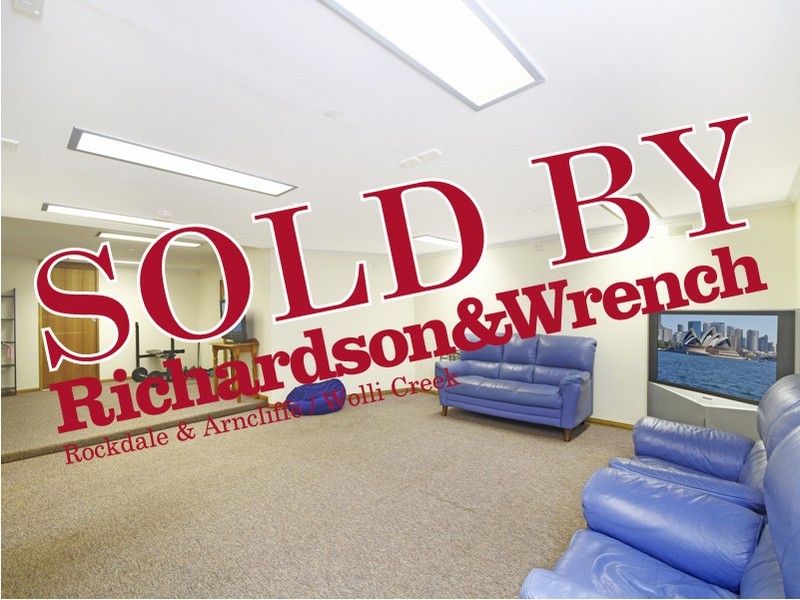 8 Oak Place, Banksia NSW 2216