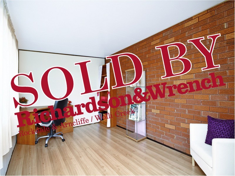 8 Oak Place, Banksia NSW 2216