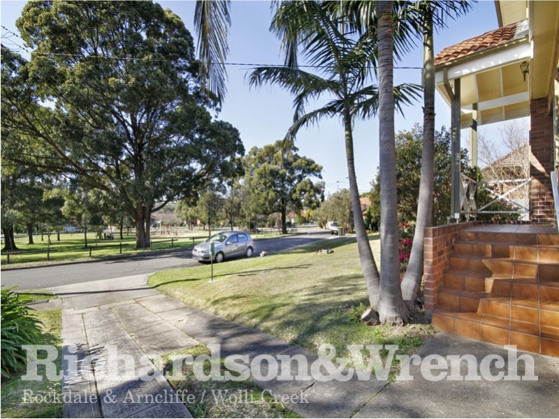 31 Thomas Street, Hurstville NSW 2220