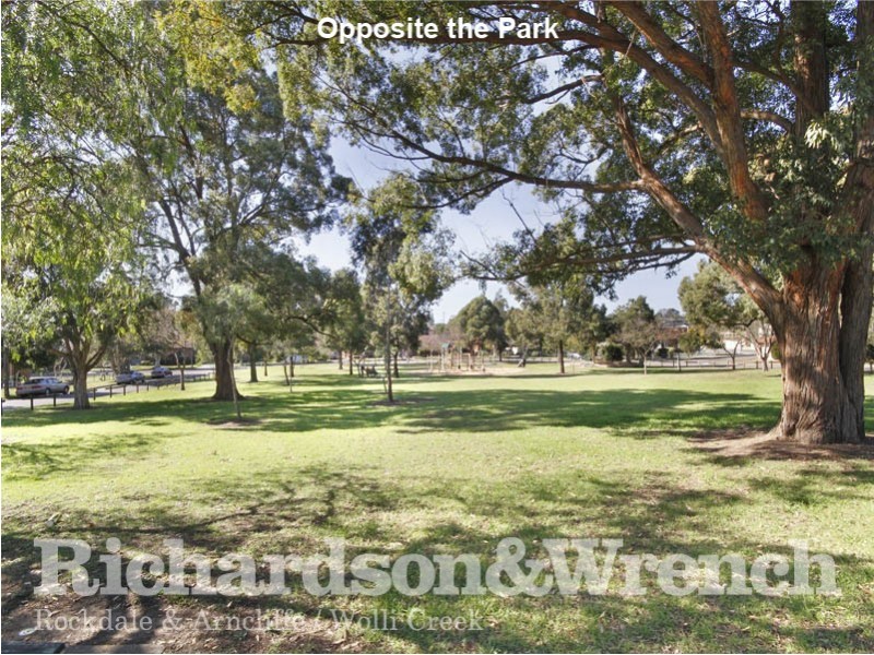 31 Thomas Street, Hurstville NSW 2220