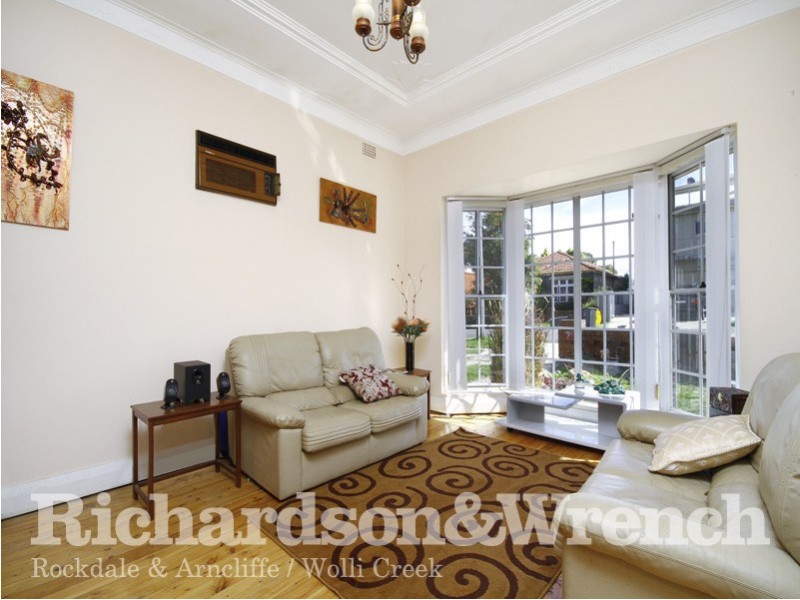 21 Knoll Avenue, Turrella NSW 2205