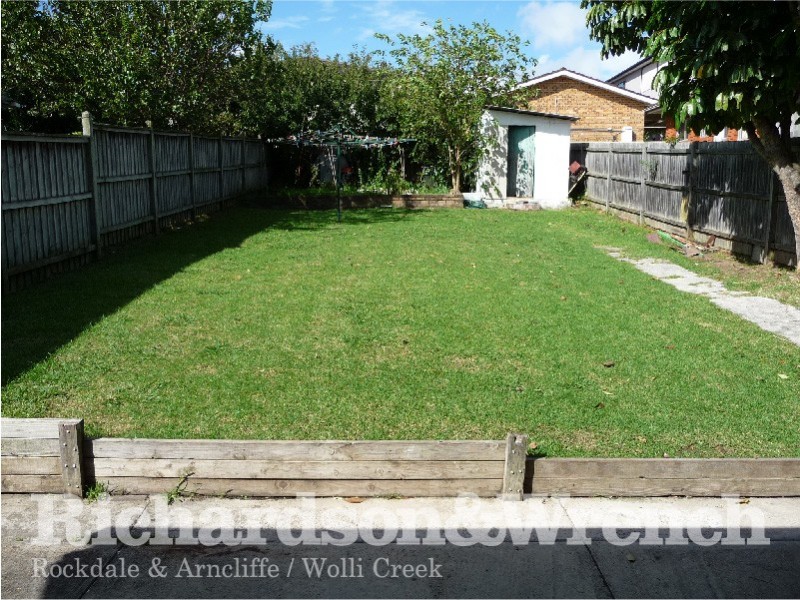 8 Westminster Street, Bexley NSW 2207