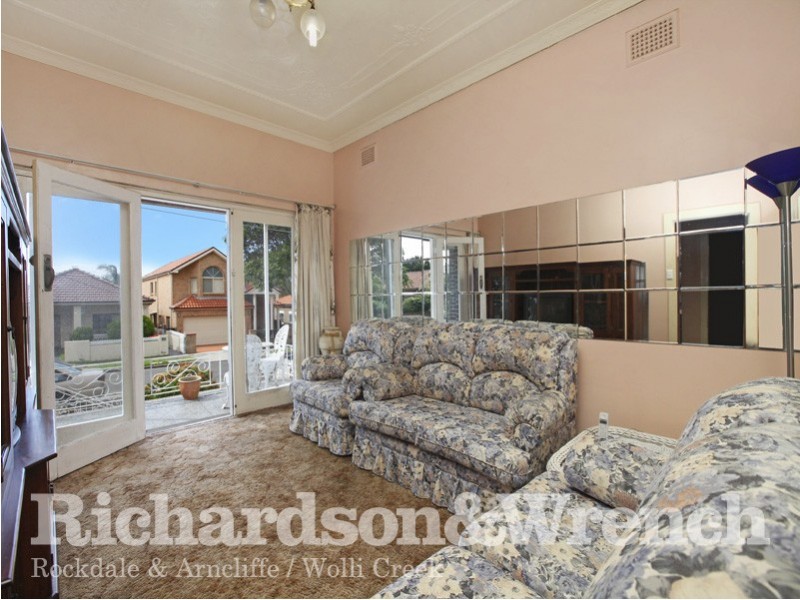 10 Ador Avenue, Rockdale NSW 2216