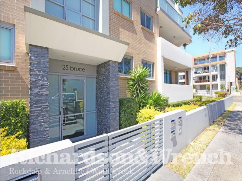 2/25 Bruce Street, Brighton-le-sands NSW 2216