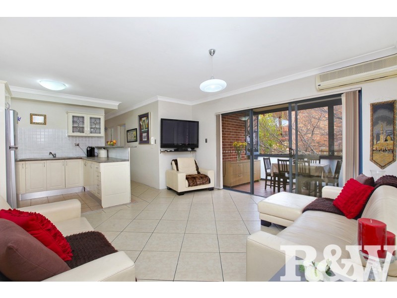 3/51-53 Reynolds Ave, Bankstown NSW 2200