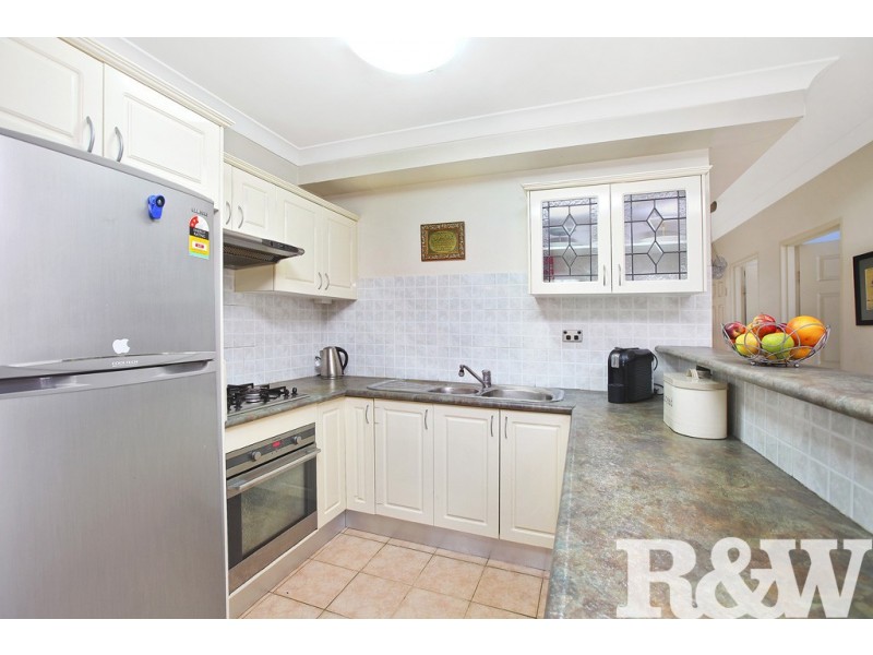 3/51-53 Reynolds Ave, Bankstown NSW 2200