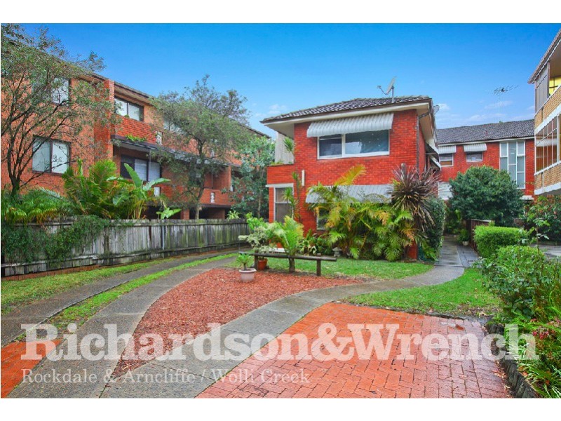 1/13a Gladstone Street, Bexley NSW 2207