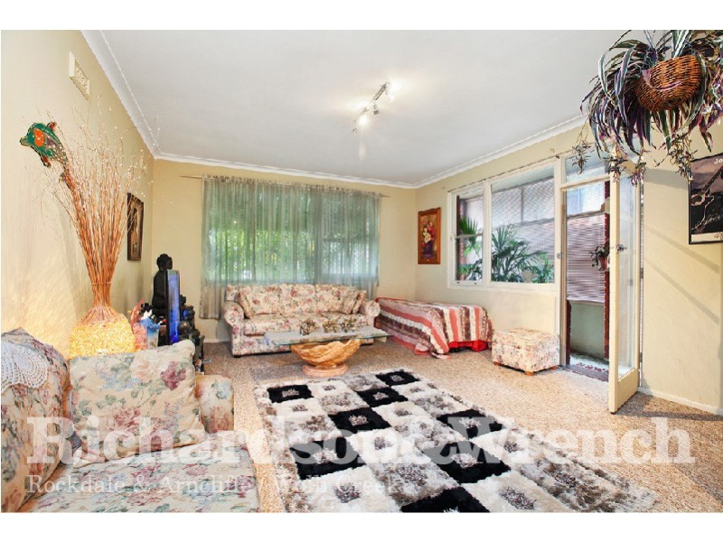 1/13a Gladstone Street, Bexley NSW 2207