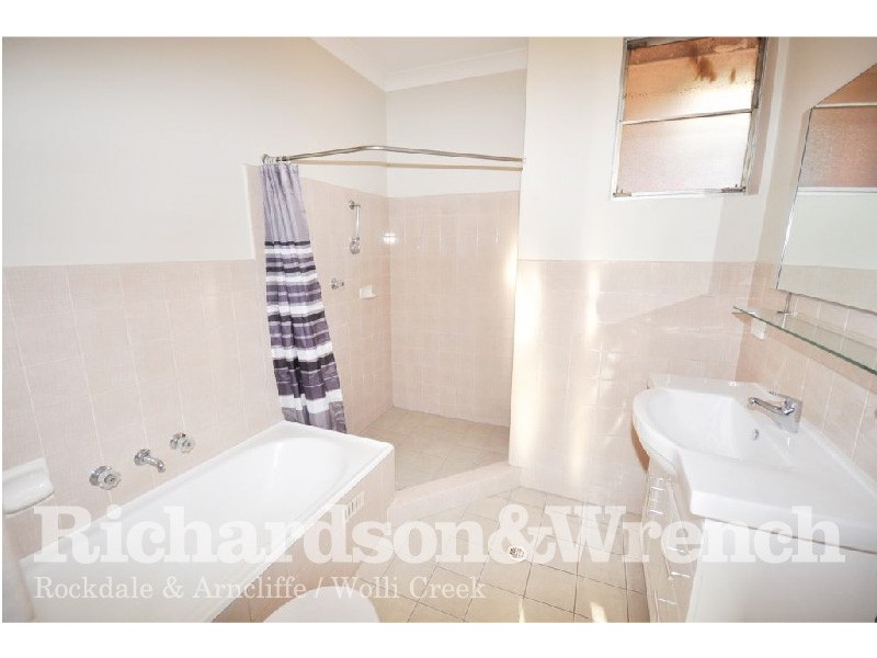 12/3 Short Street, Carlton NSW 2218