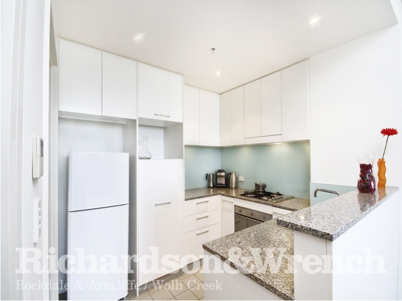 706/10 Brodie Spark Drive, Wolli Creek NSW 2205