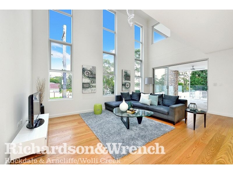 104 Gungah Bay Road, Oatley NSW 2223