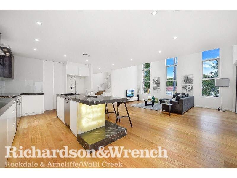 104 Gungah Bay Road, Oatley NSW 2223