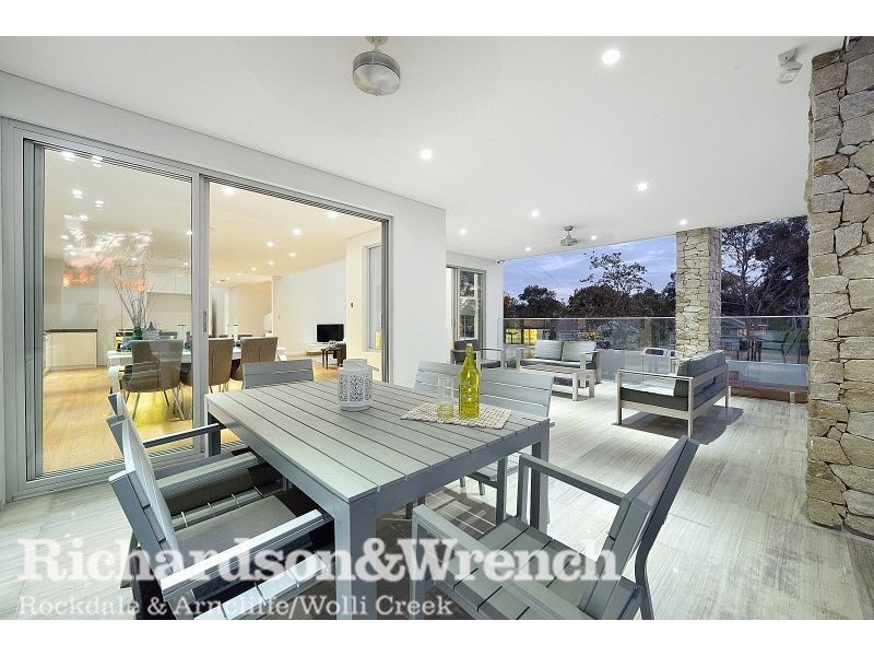 104 Gungah Bay Road, Oatley NSW 2223