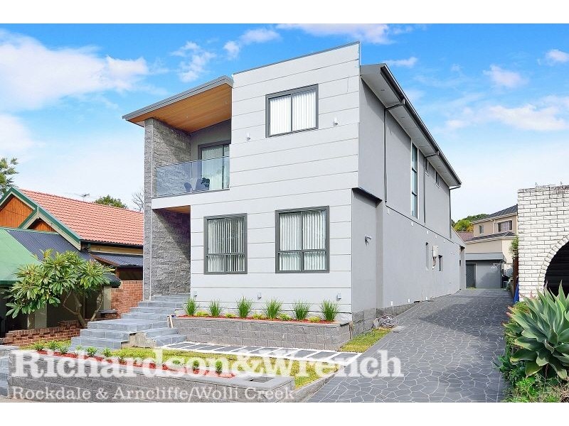 11 Shirley Street, Bexley NSW 2207