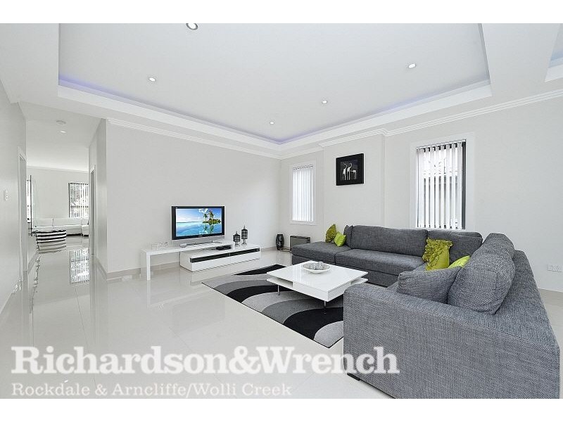 11 Shirley Street, Bexley NSW 2207