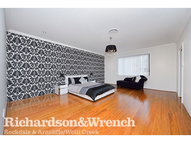 11 Shirley Street, Bexley NSW 2207