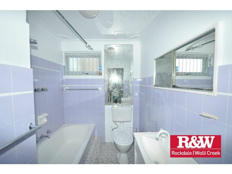 2/52 Monomeeth Street, Bexley NSW 2207